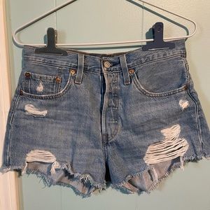 Levis 501 high rise shorts